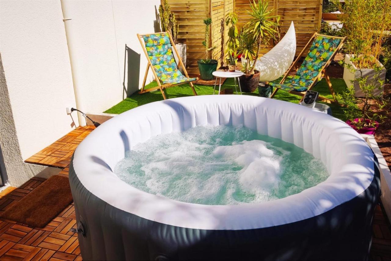 Superbe Appartement Avec Jacuzzi Avec Jardin Prive Lyon Exterior foto